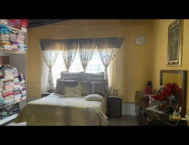 4 BEDROOM FREEHOLD FOR SALE IN TSAKANE